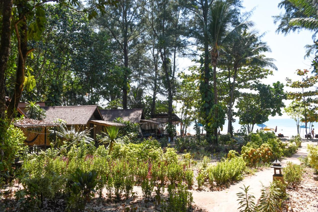 Bamboo Bungalows Koh Phayam Exterior foto